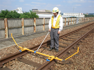 建築限界支障検査器