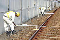 基準器を活用した軌道管理
